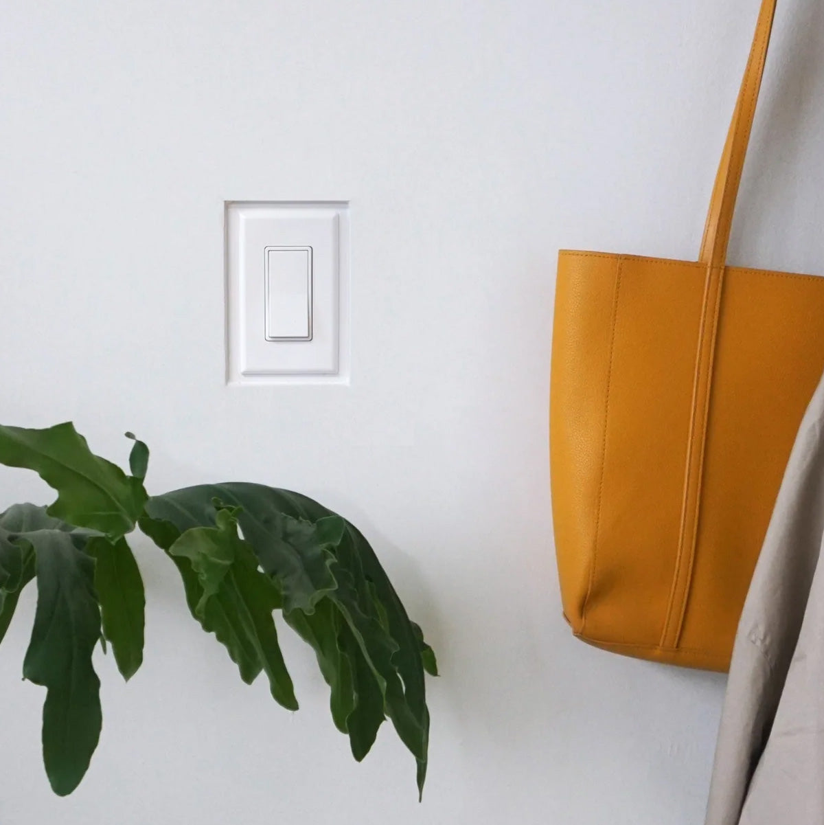 Flush Drywall Luxe Receptacle Mount