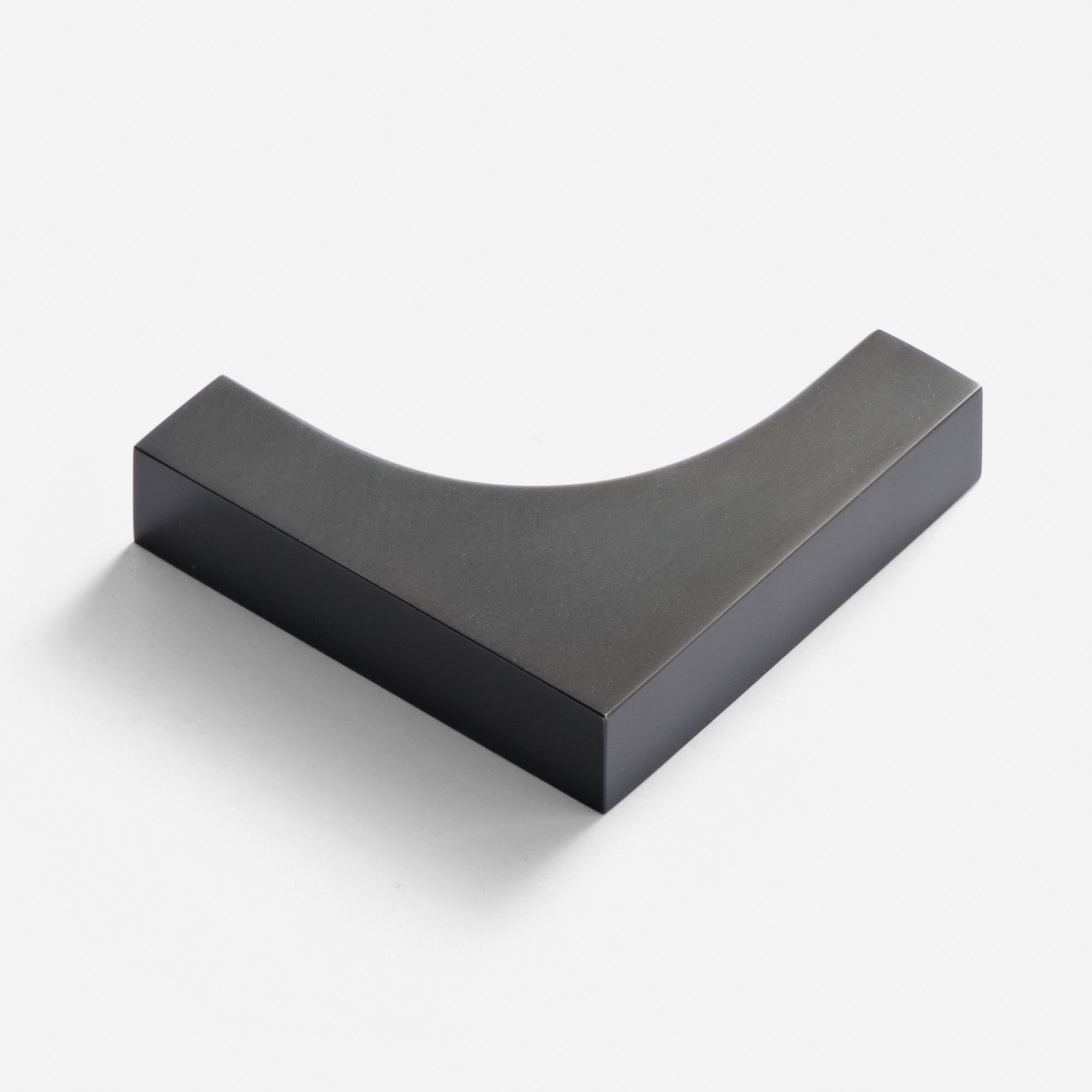Avalon Corner Cabinet Pull, 4"