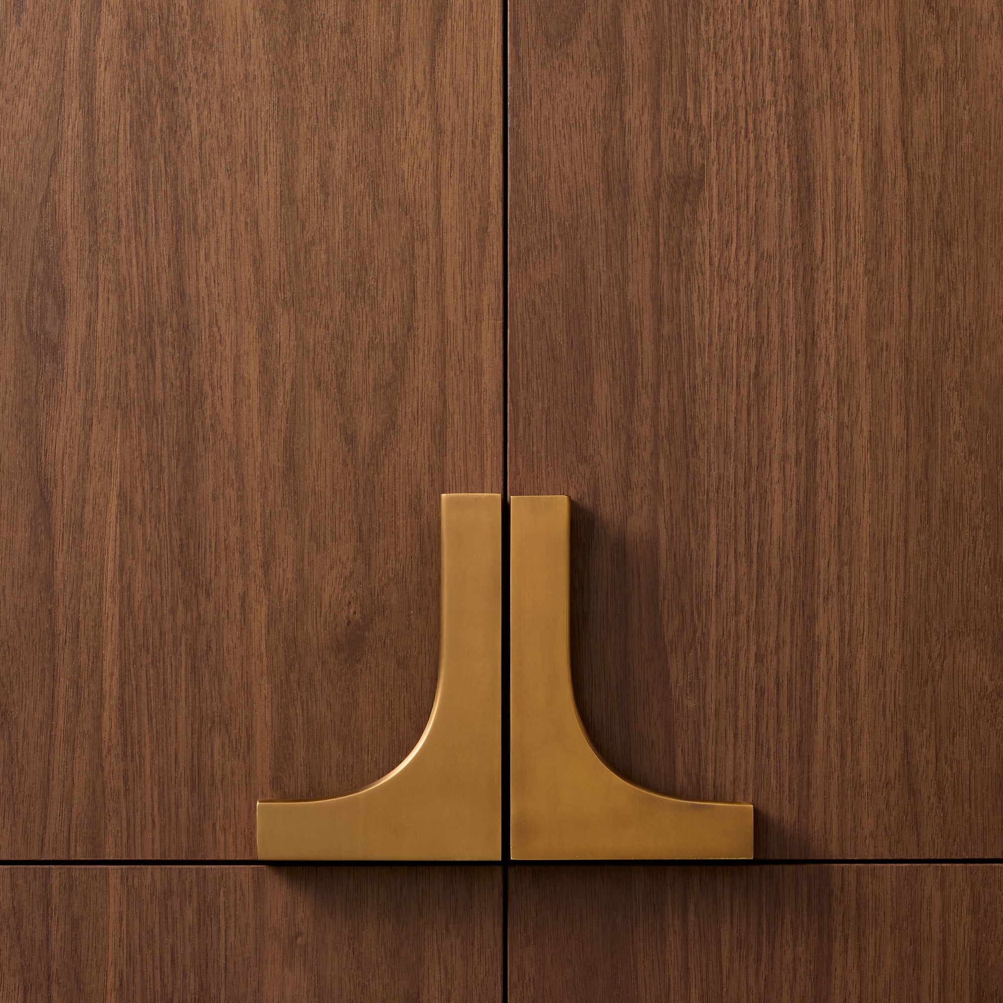 Avalon Corner Cabinet Pull, 6"