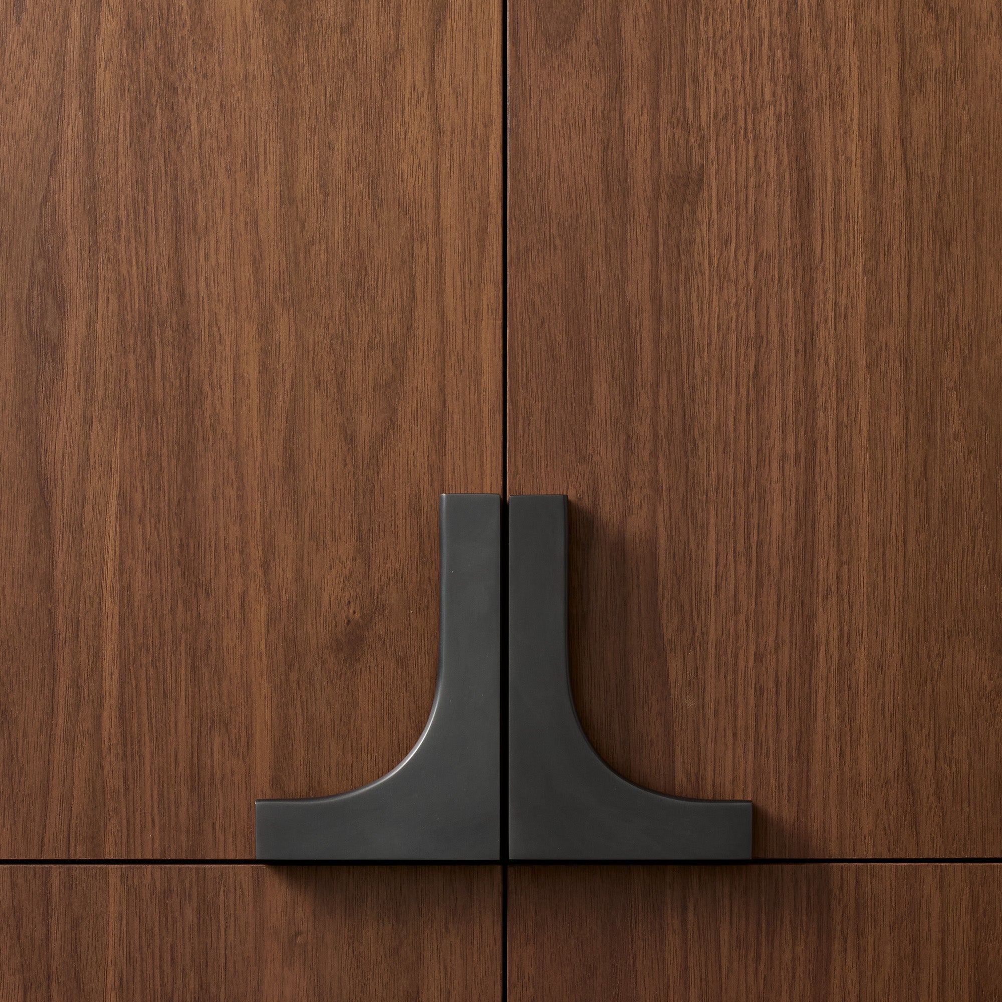 Avalon Corner Cabinet Pull, 6"