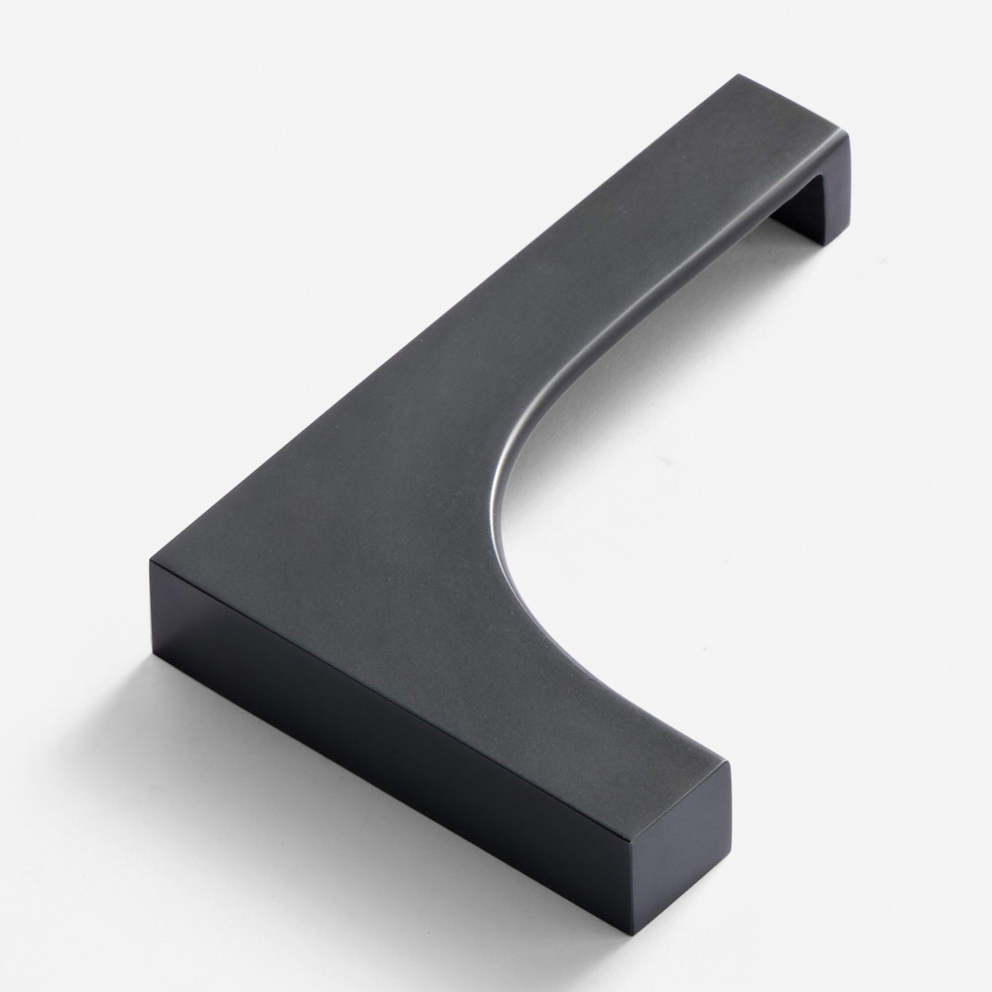 Avalon Corner Cabinet Pull, 6"