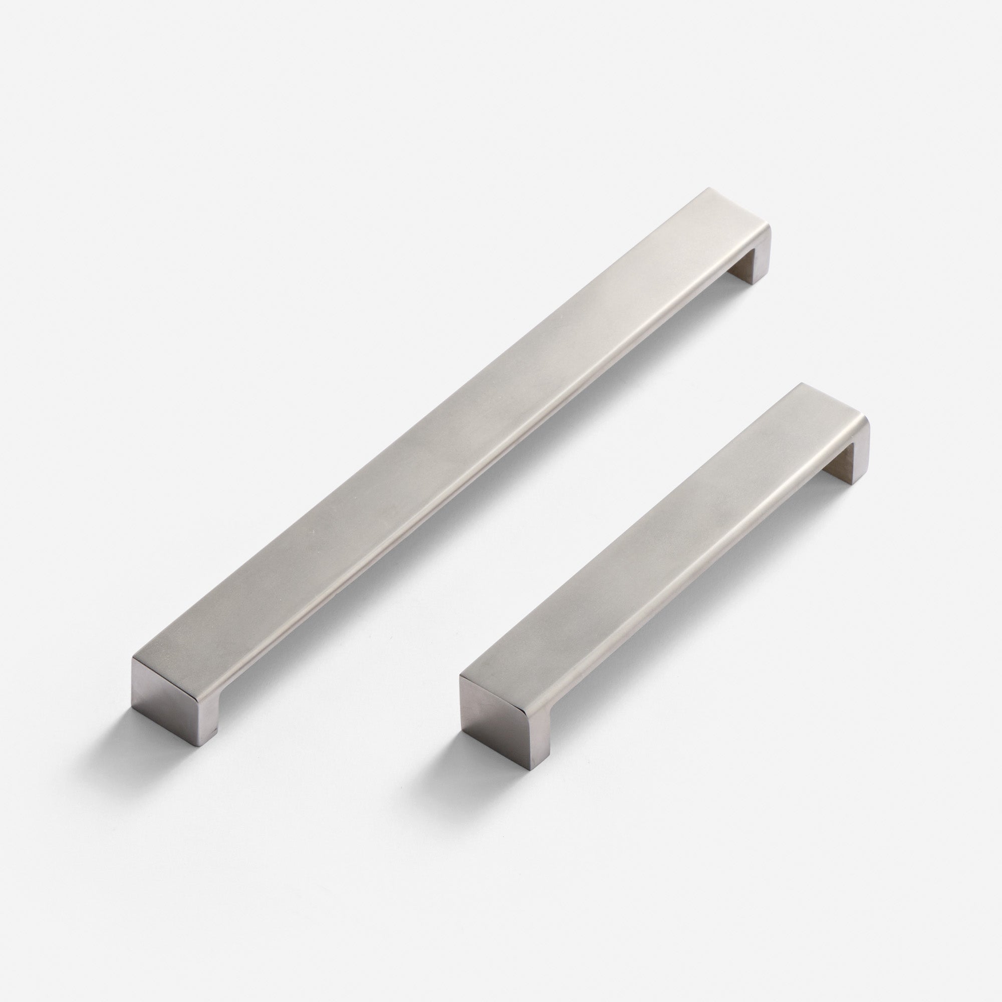 Avalon Straight Cabinet Pull