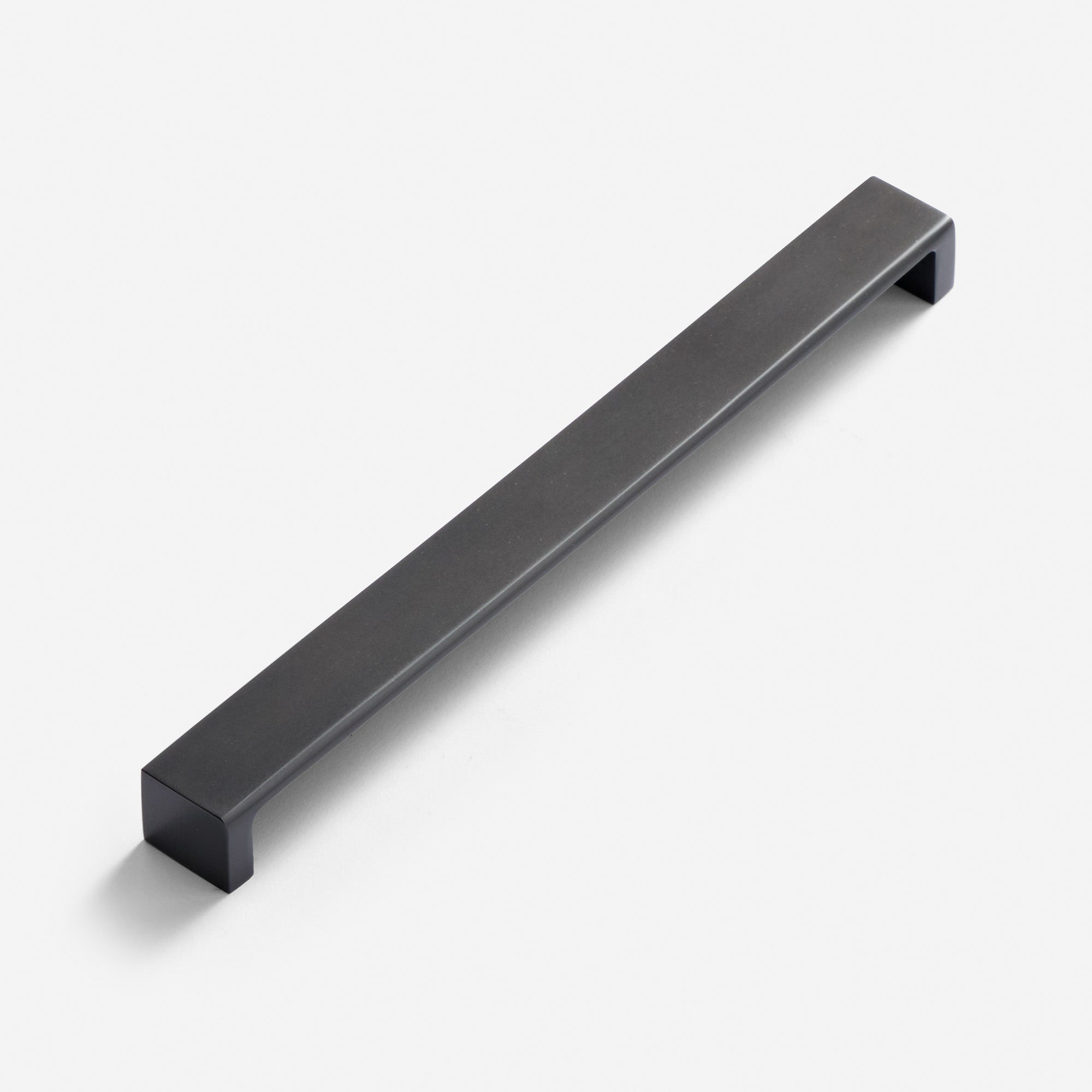 Avalon Straight Cabinet Pull