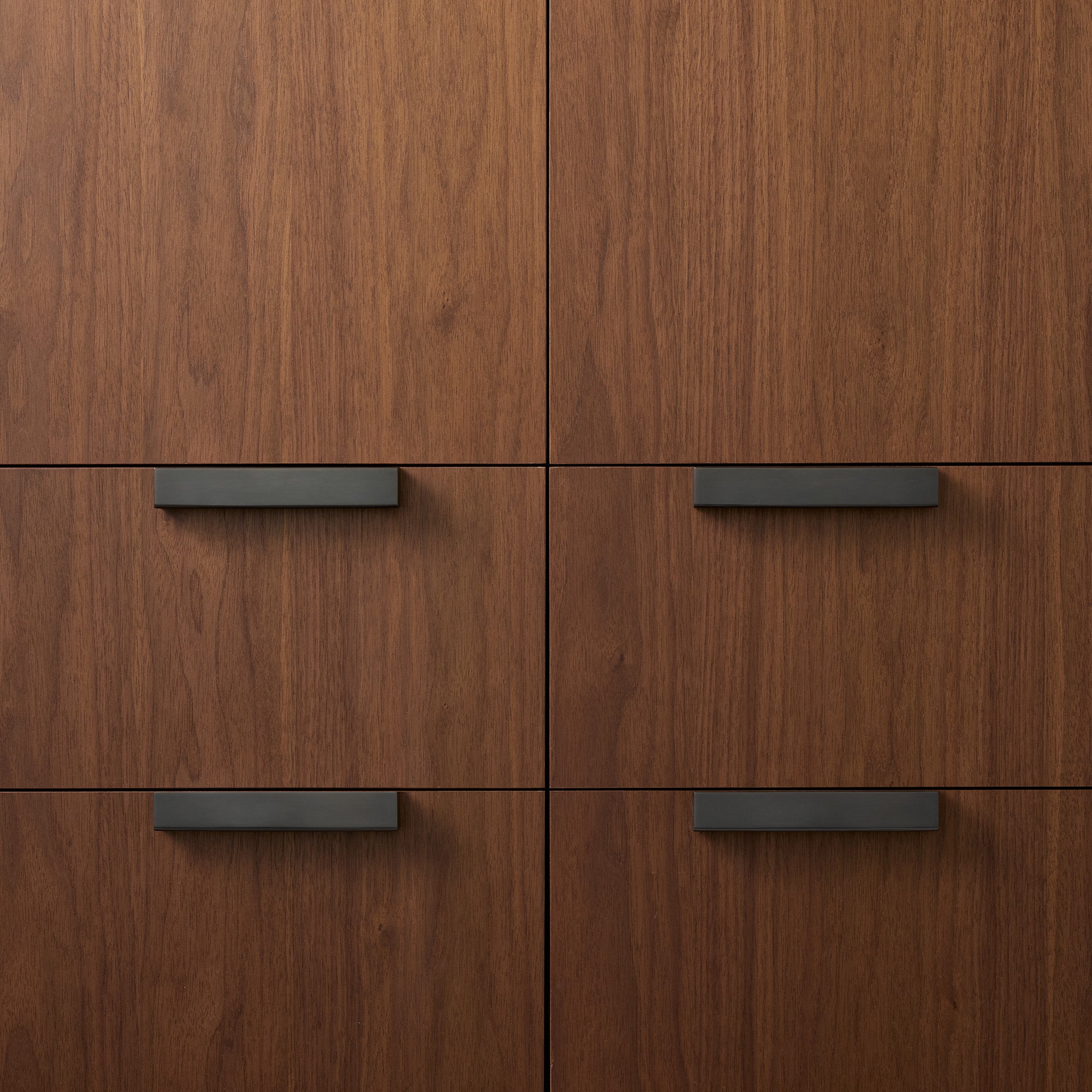 Avalon Straight Cabinet Pull