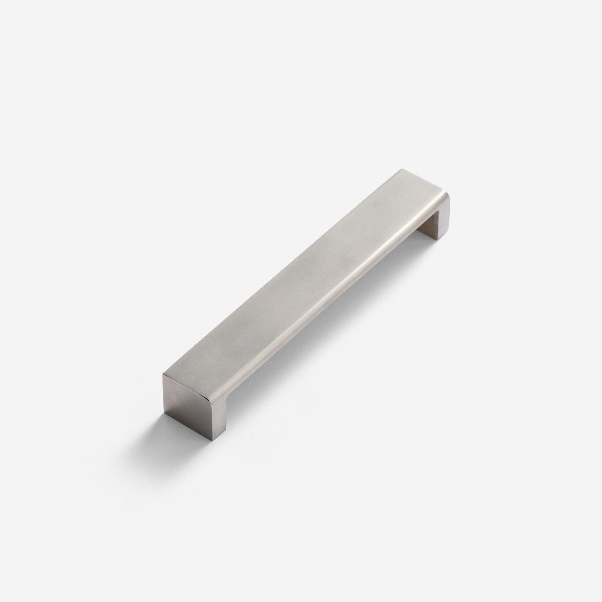 Avalon Straight Cabinet Pull