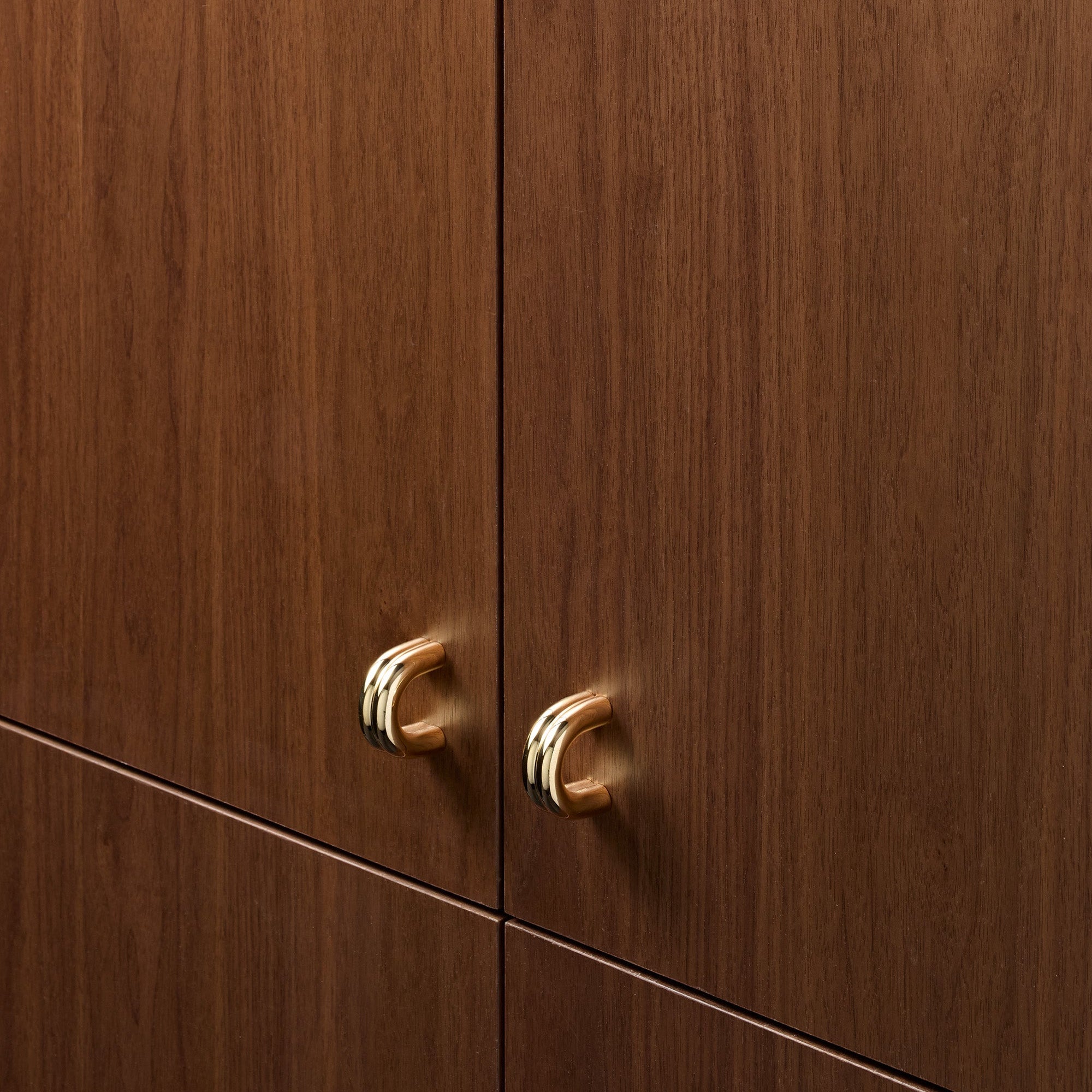 Gemini Cabinet Finger Pull