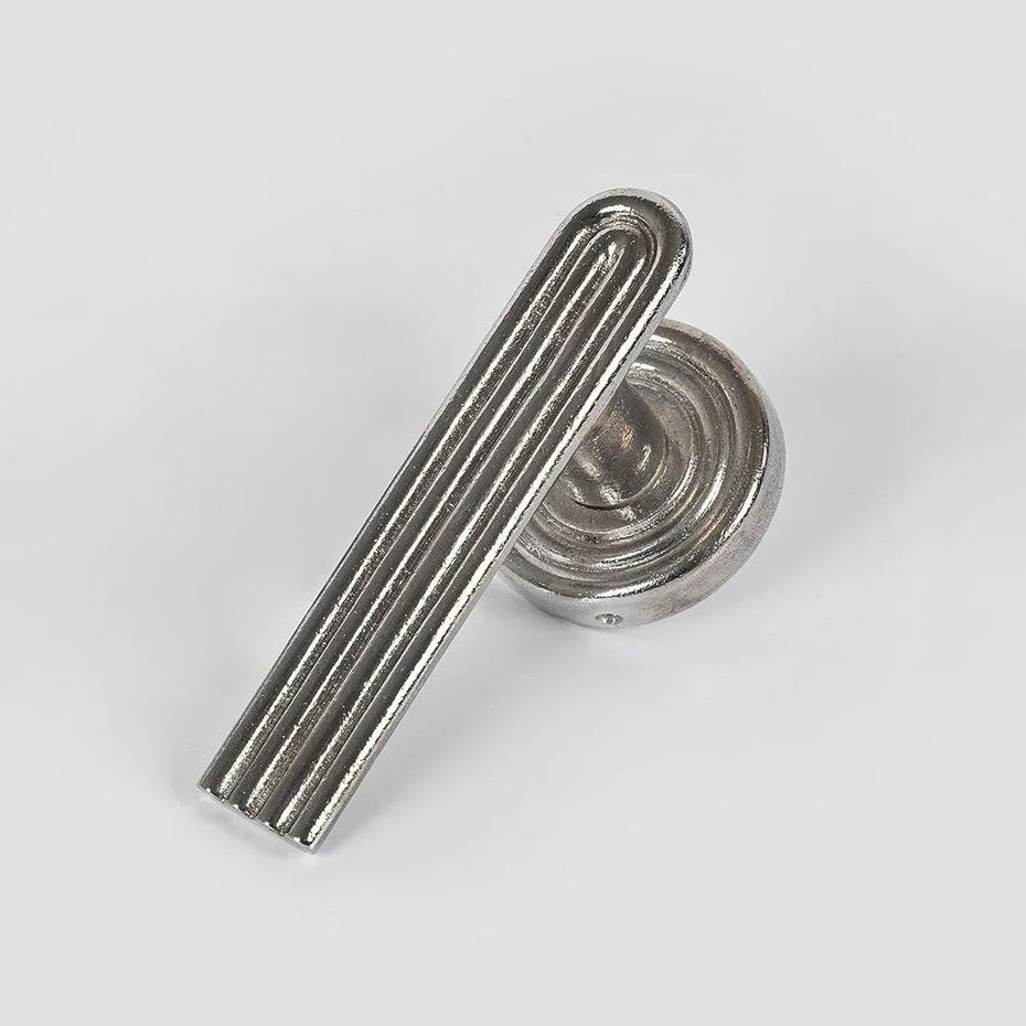 Forme 18 Fluted Door Lever