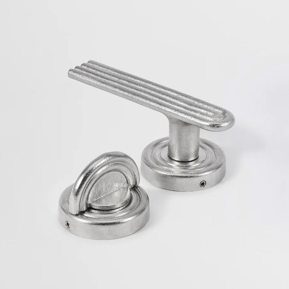 Forme 18 Fluted Door Lever