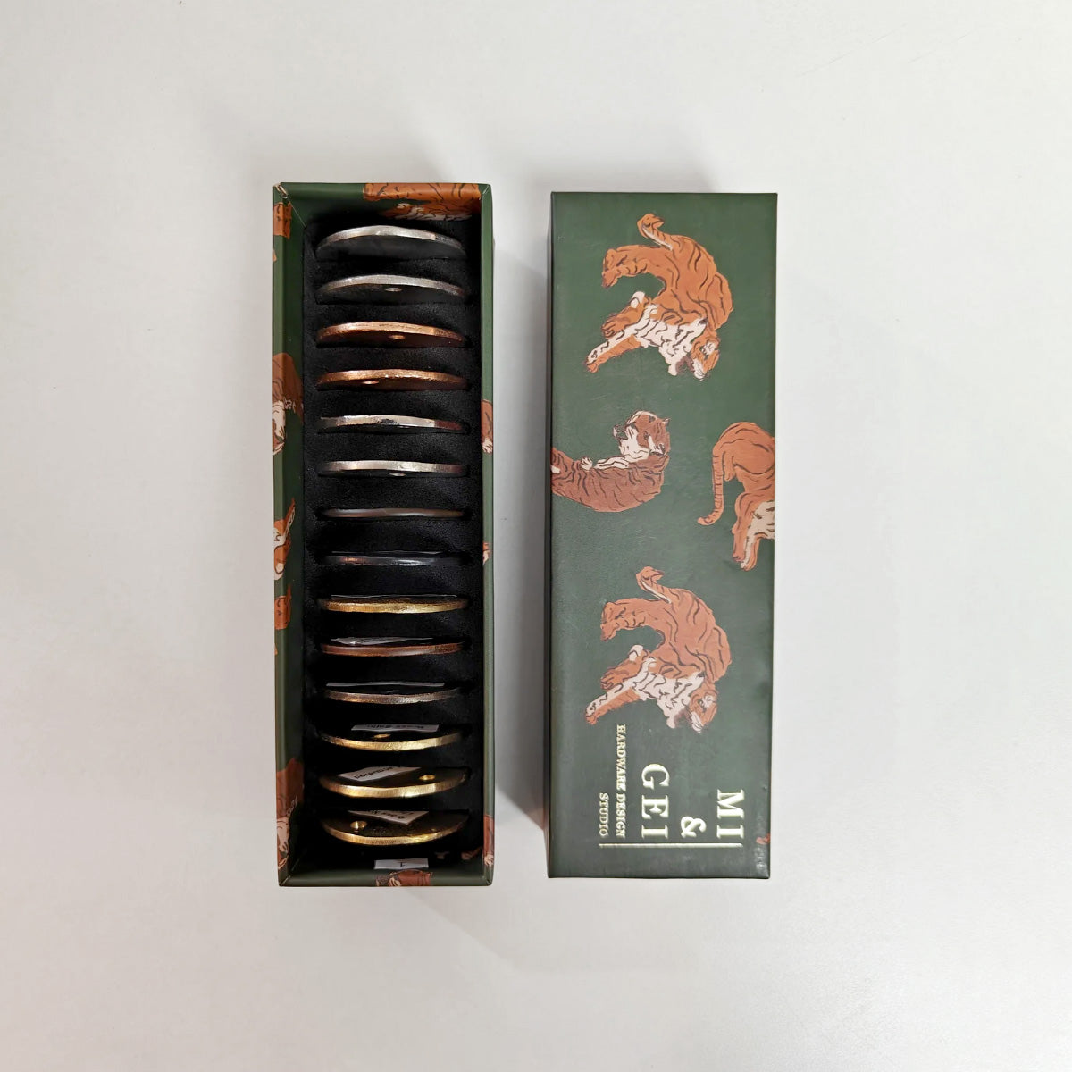 Mi & Gei Finish Sample Set