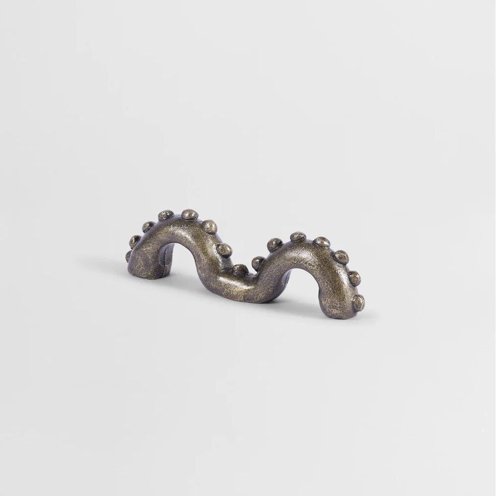 Forme Sculptural Cabinet Pull