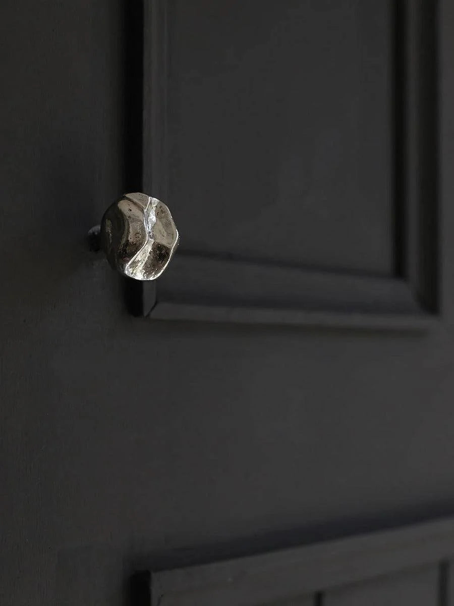 Forme 04 Cabinet Knob
