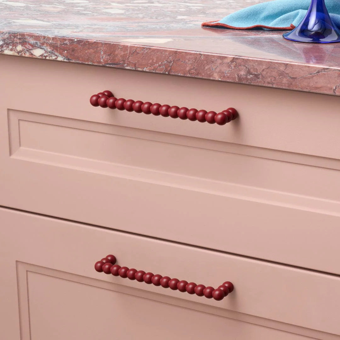 Bobbin D-Bar Cabinet Pull