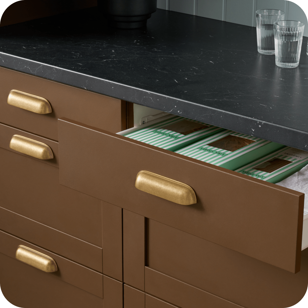 Albany Traditional Cup Cabinet Pull