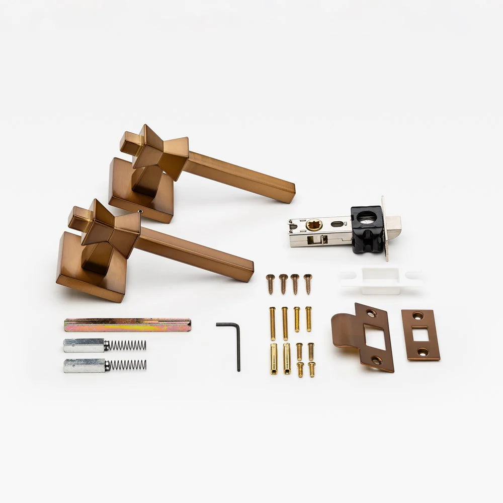 Forma Solid Brass Door Lever