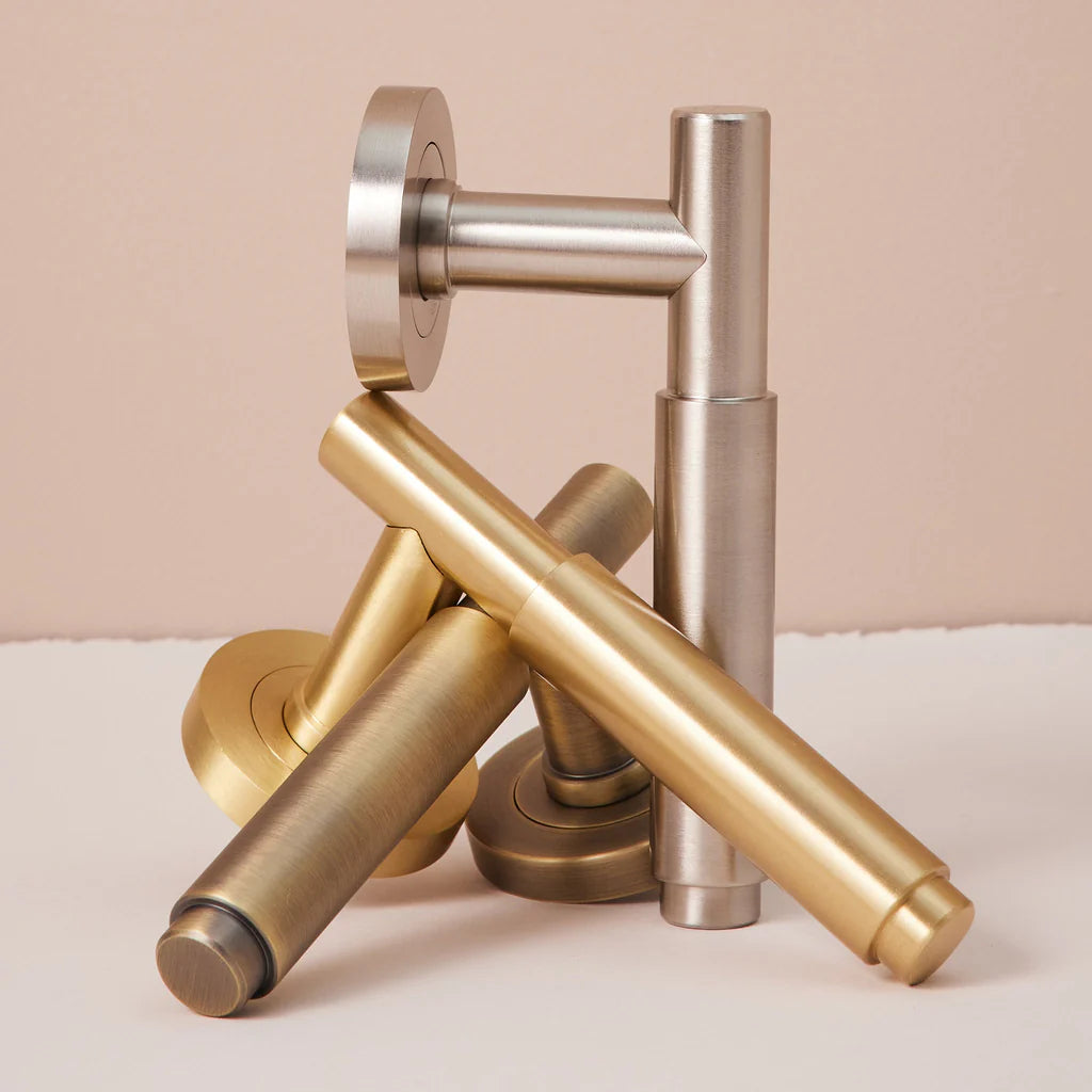 Lola Solid Brass Door Lever