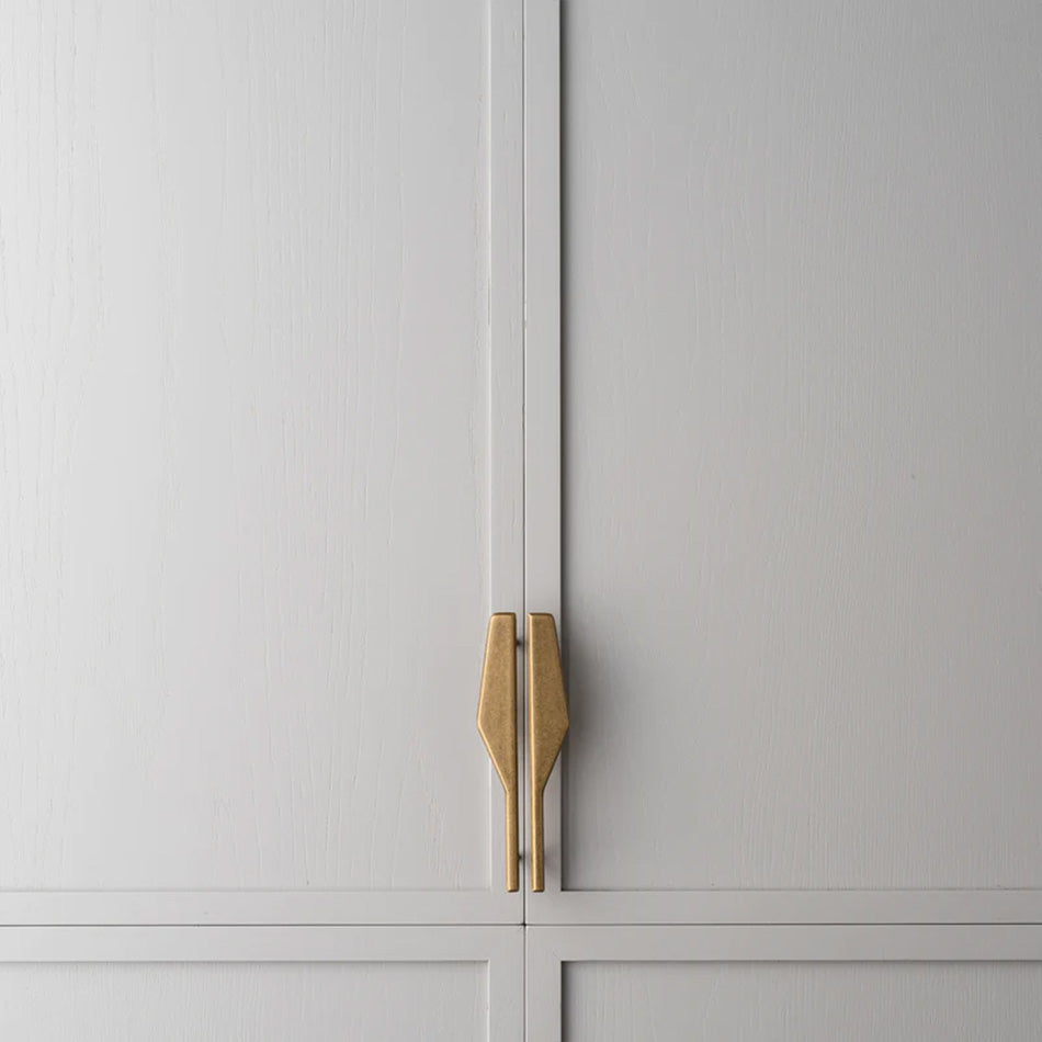 Outline Cabinet Pull