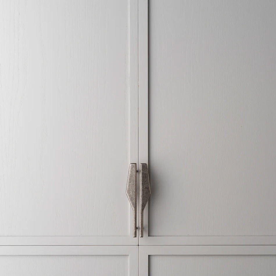 Outline Cabinet Pull