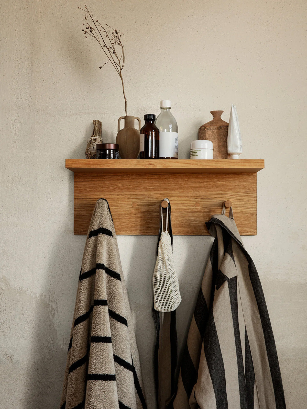 Place Rack Oak Shelf