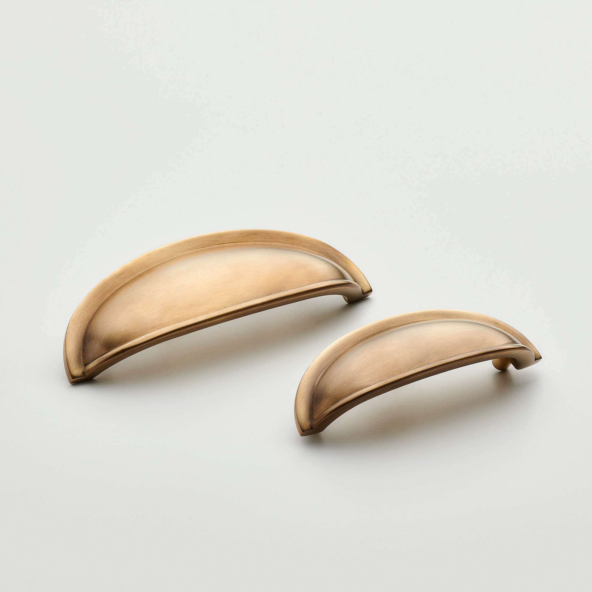 Jones Traditional Cabinet Cup Pull