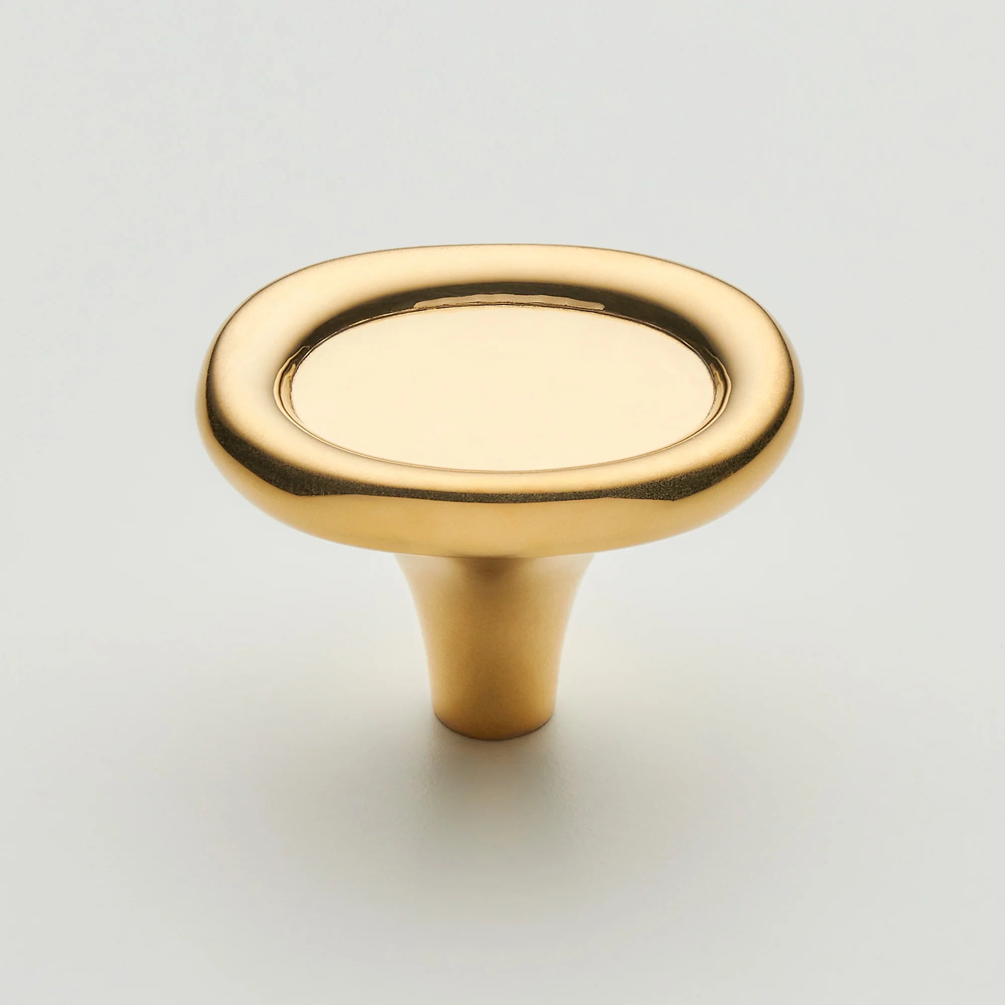 Lino Oval Cabinet Knob