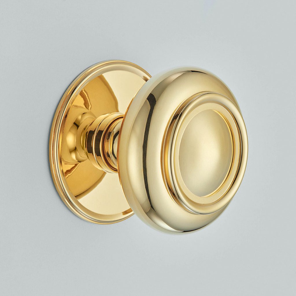 Verve Center Door Knob