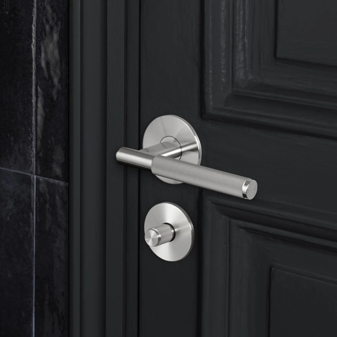 Linear Knurled Door Lever