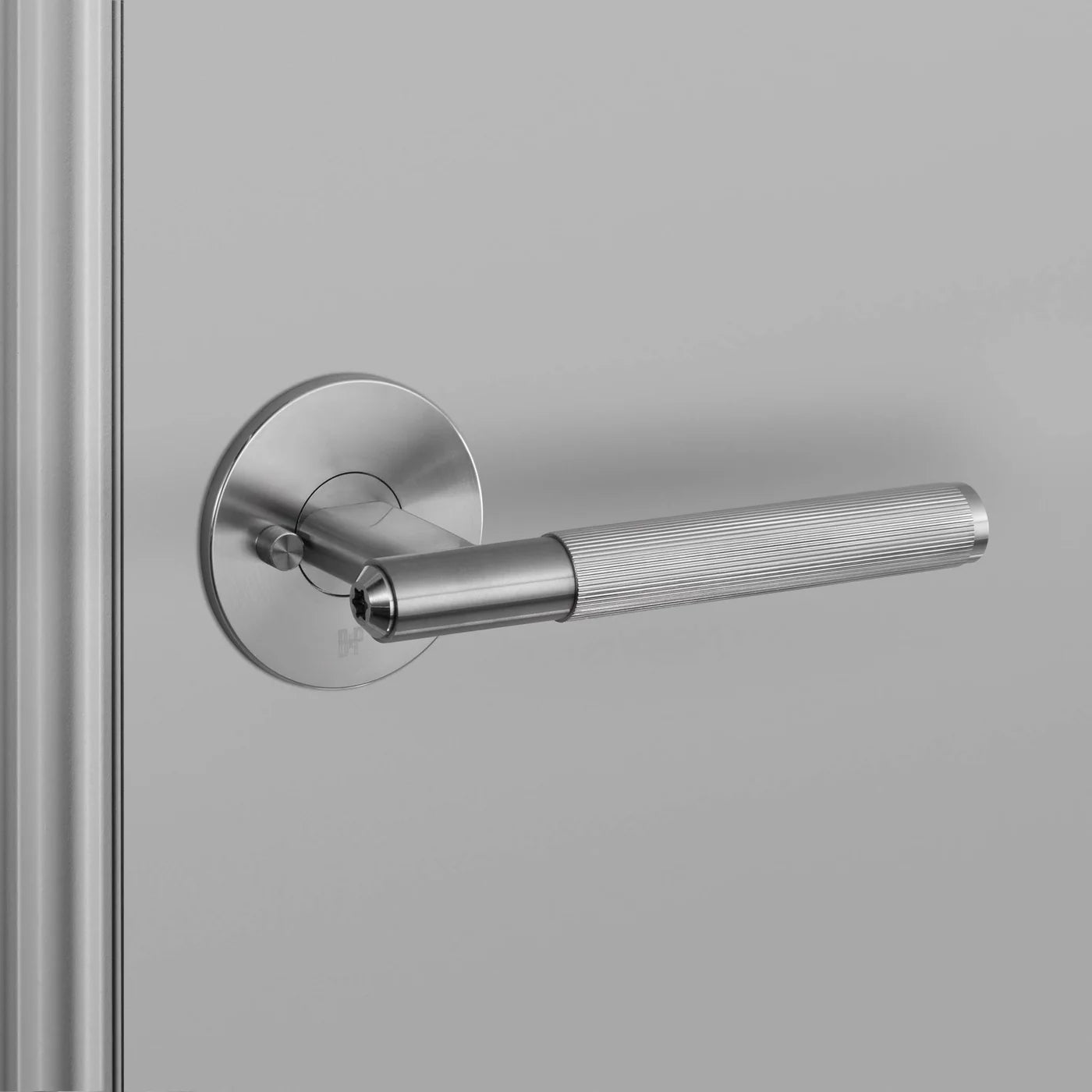 Linear Knurled Door Lever