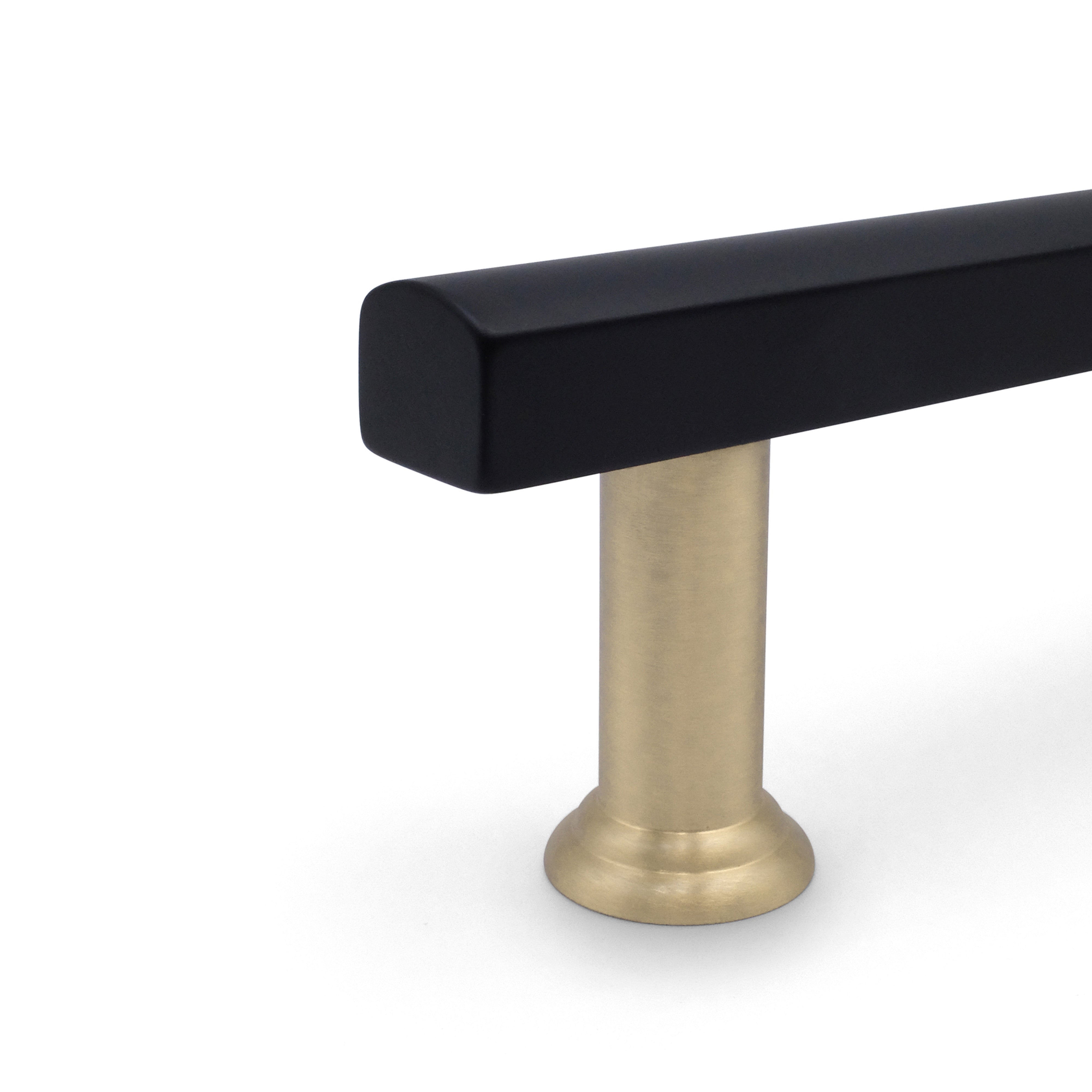 Mod Cabinet Pull