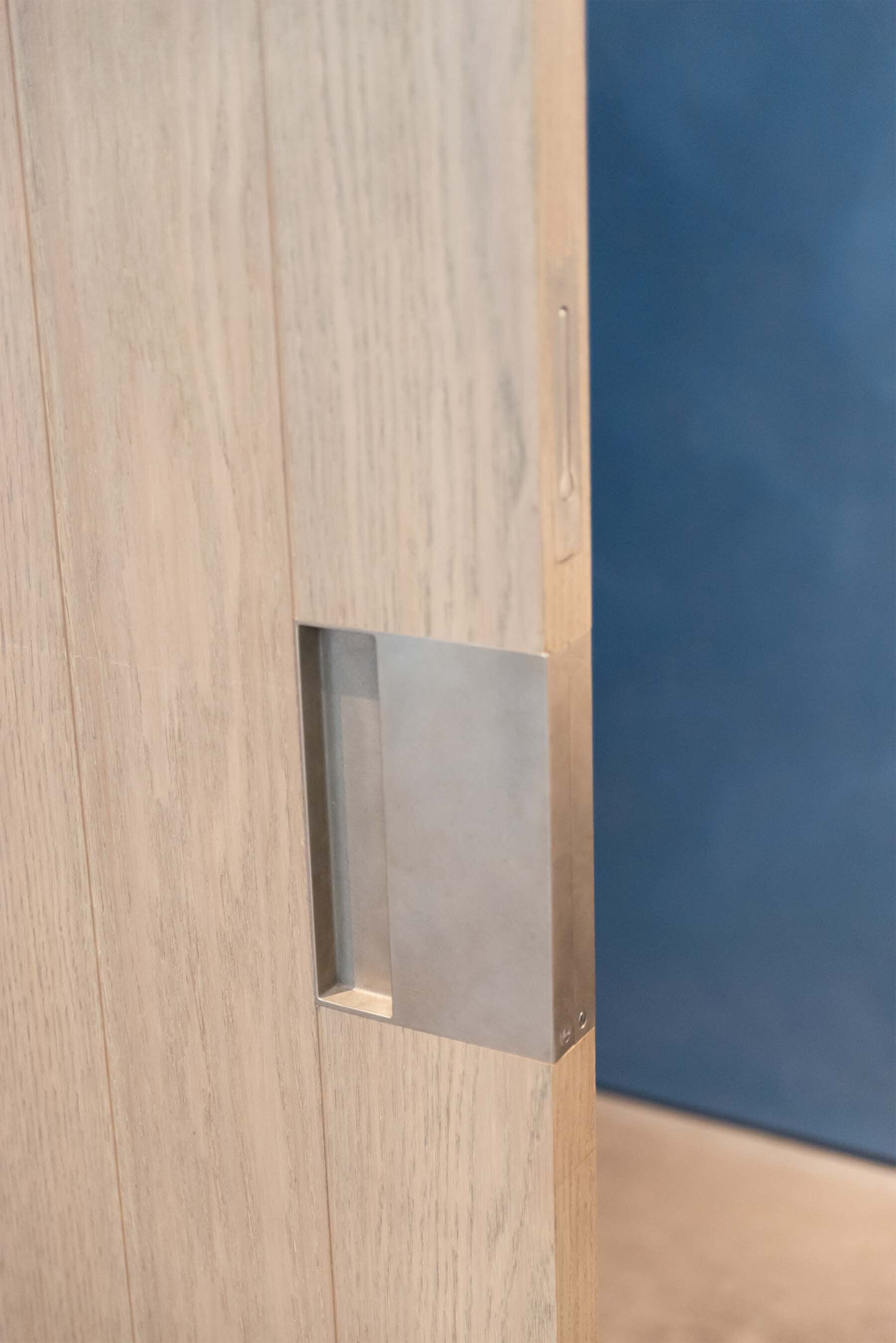 Saddle Pocket Door Pull Set
