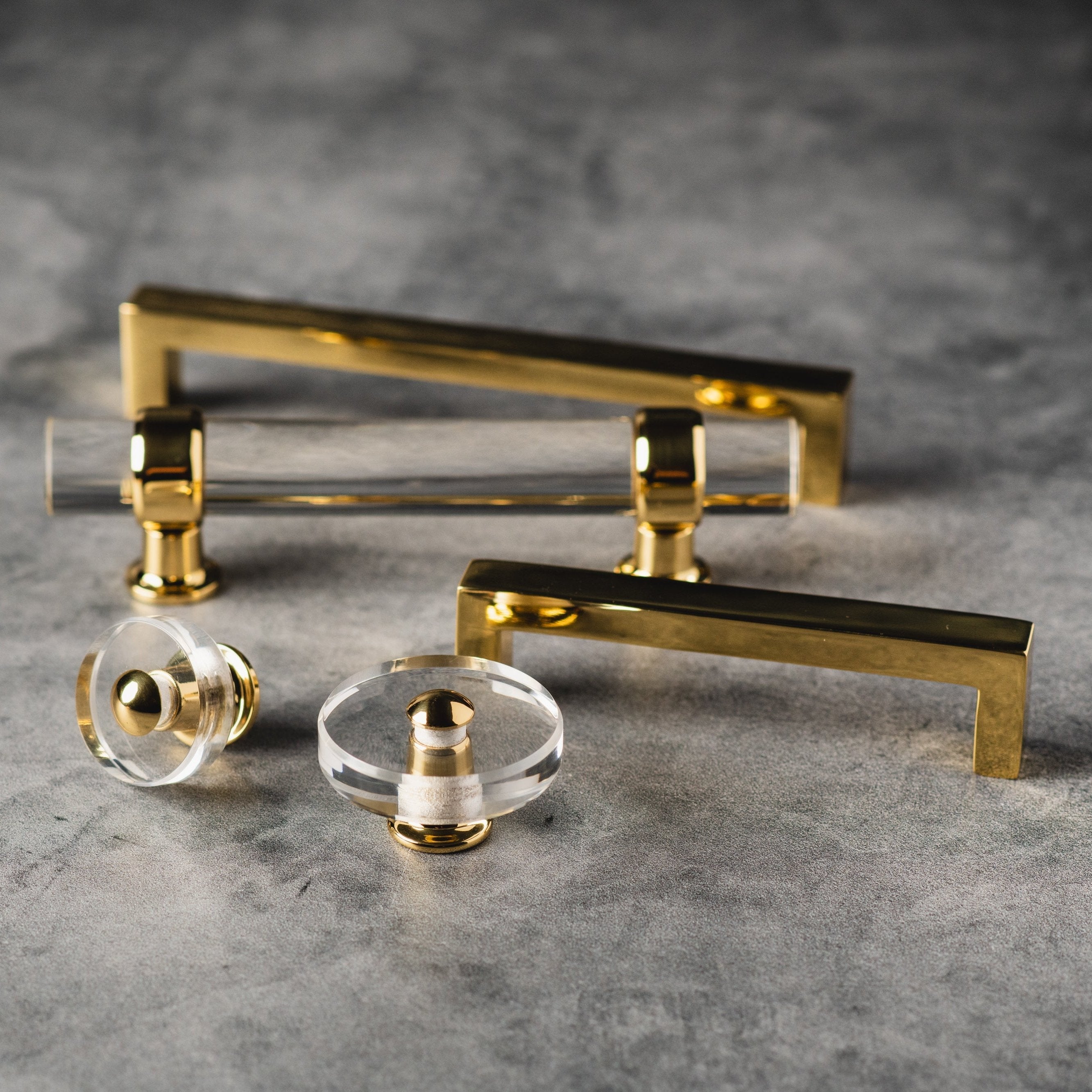 Glasgow Lucite Cabinet Pull