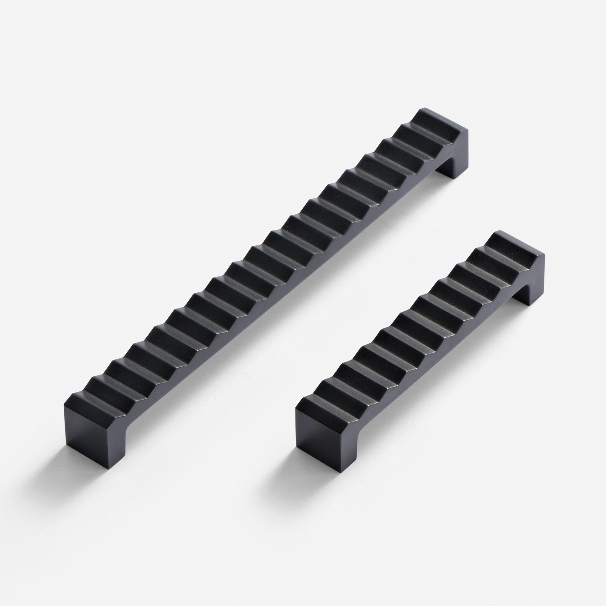 Vallon Cabinet Pull
