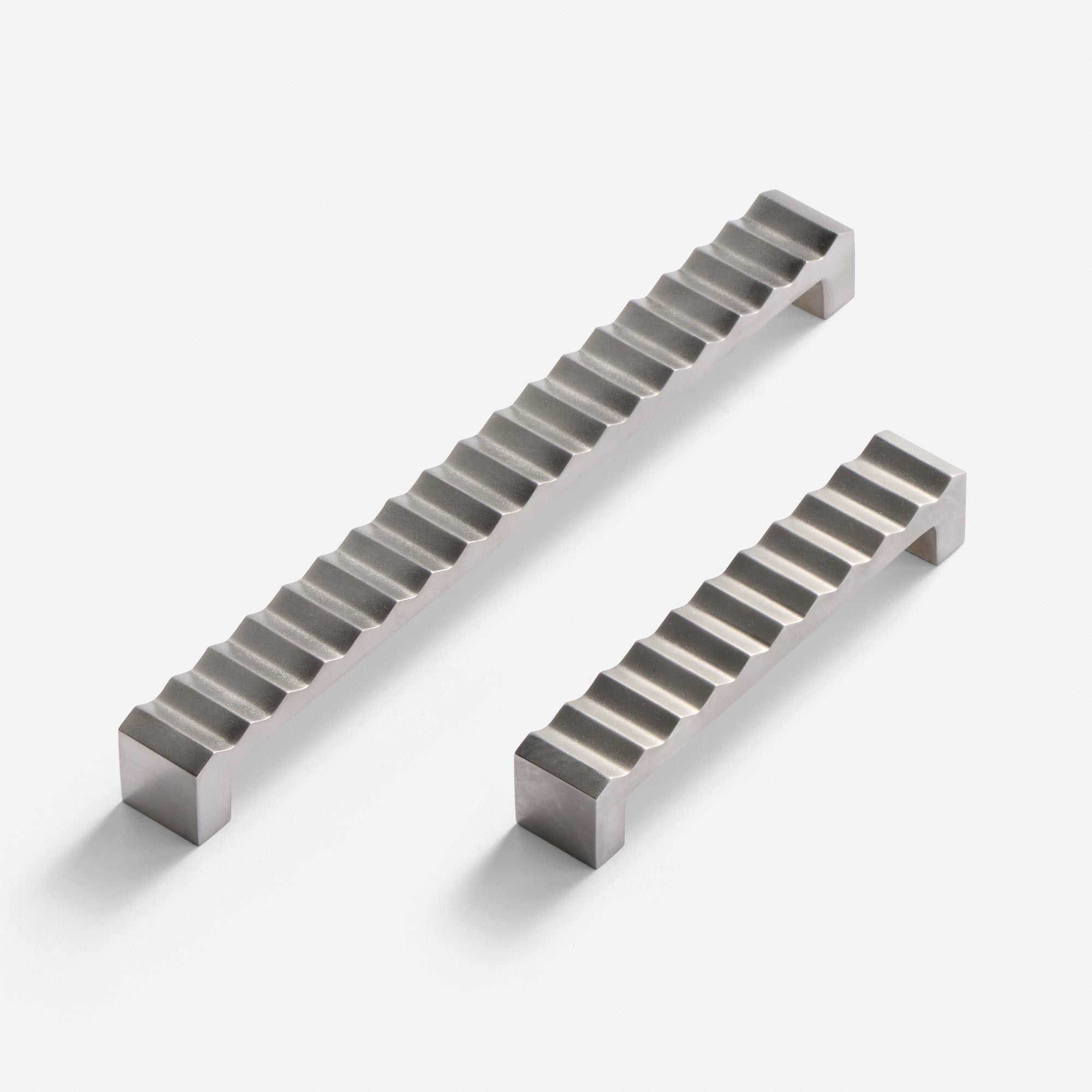 Vallon Cabinet Pull