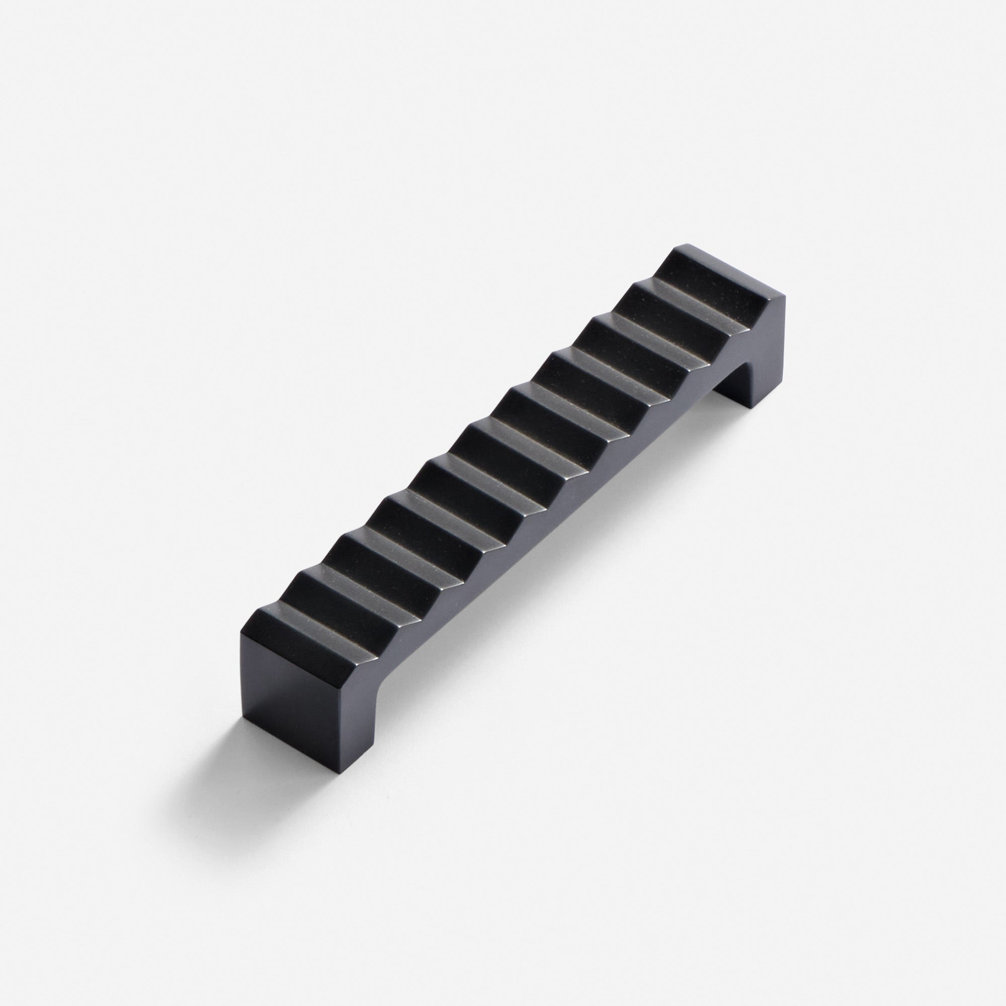 Vallon Cabinet Pull