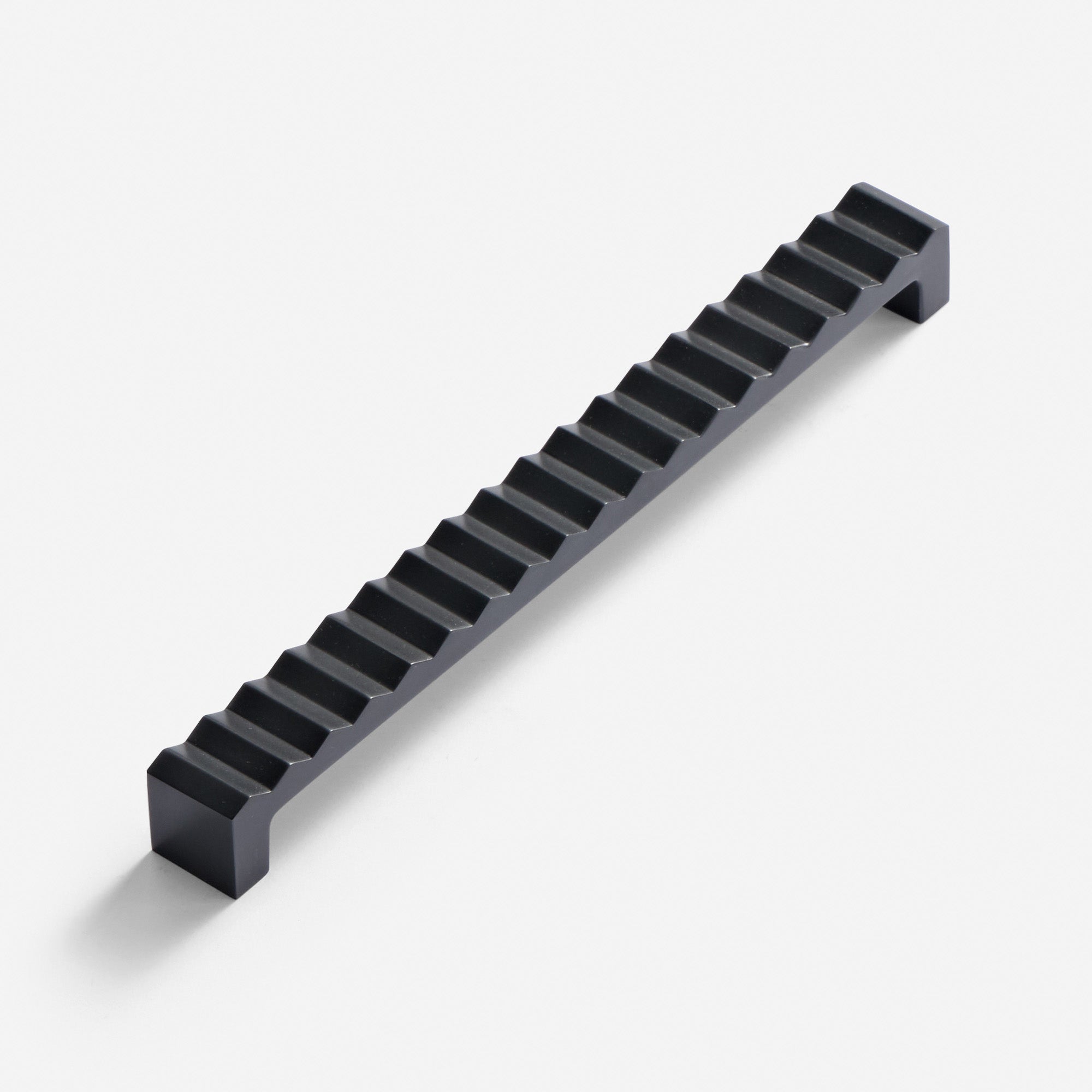 Vallon Cabinet Pull