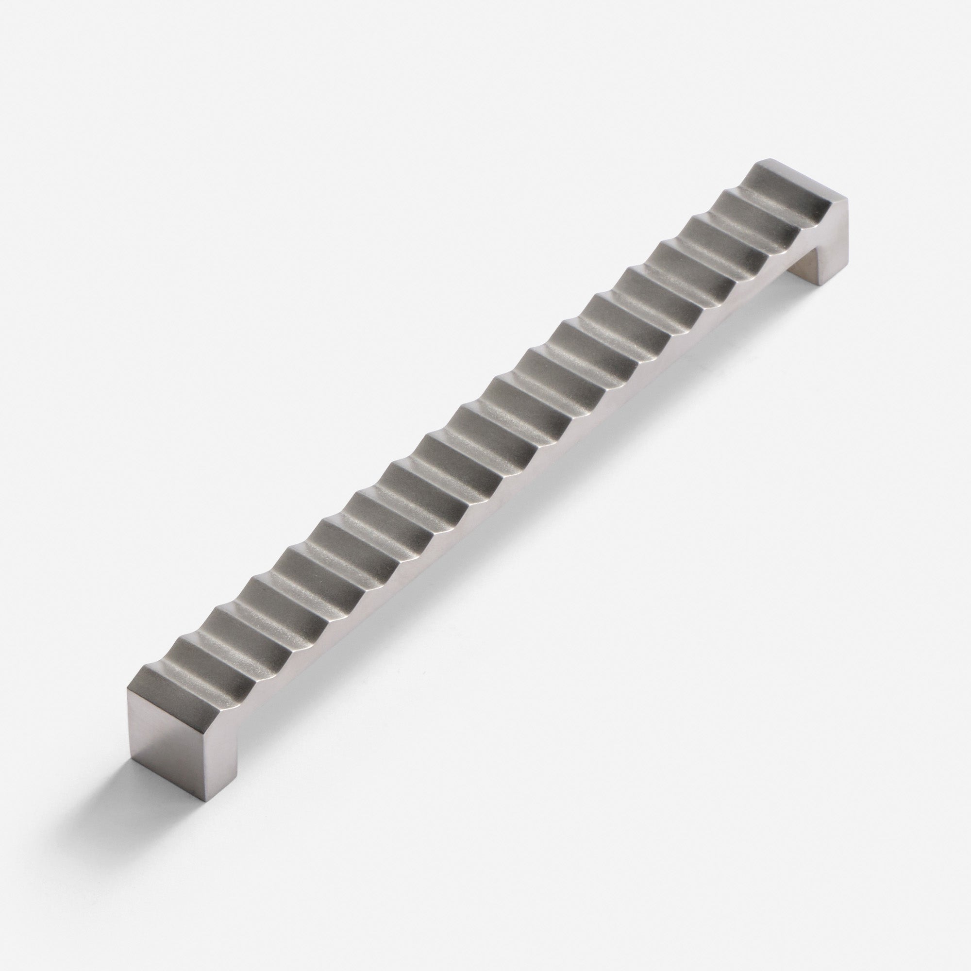 Vallon Cabinet Pull