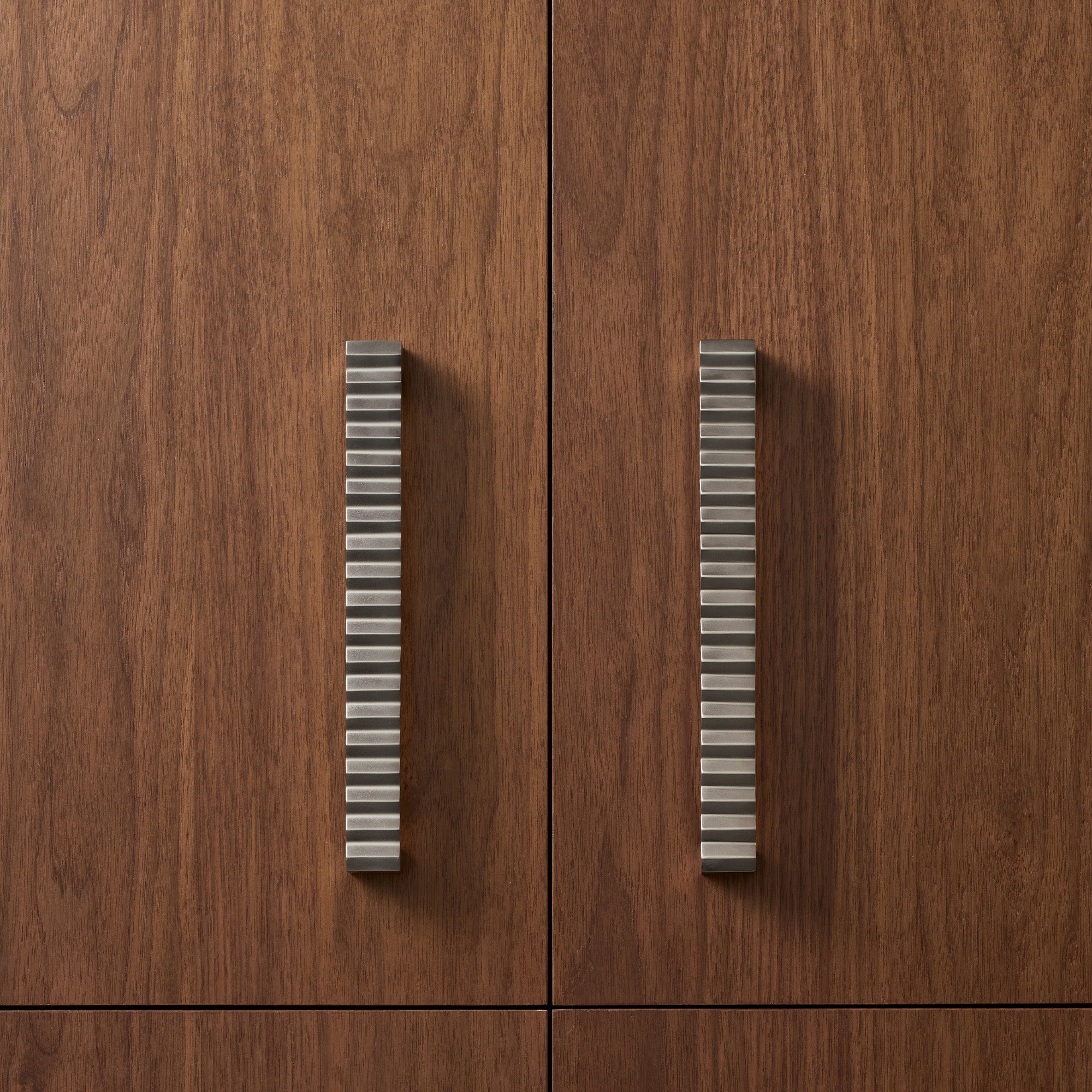 Vallon Cabinet Pull