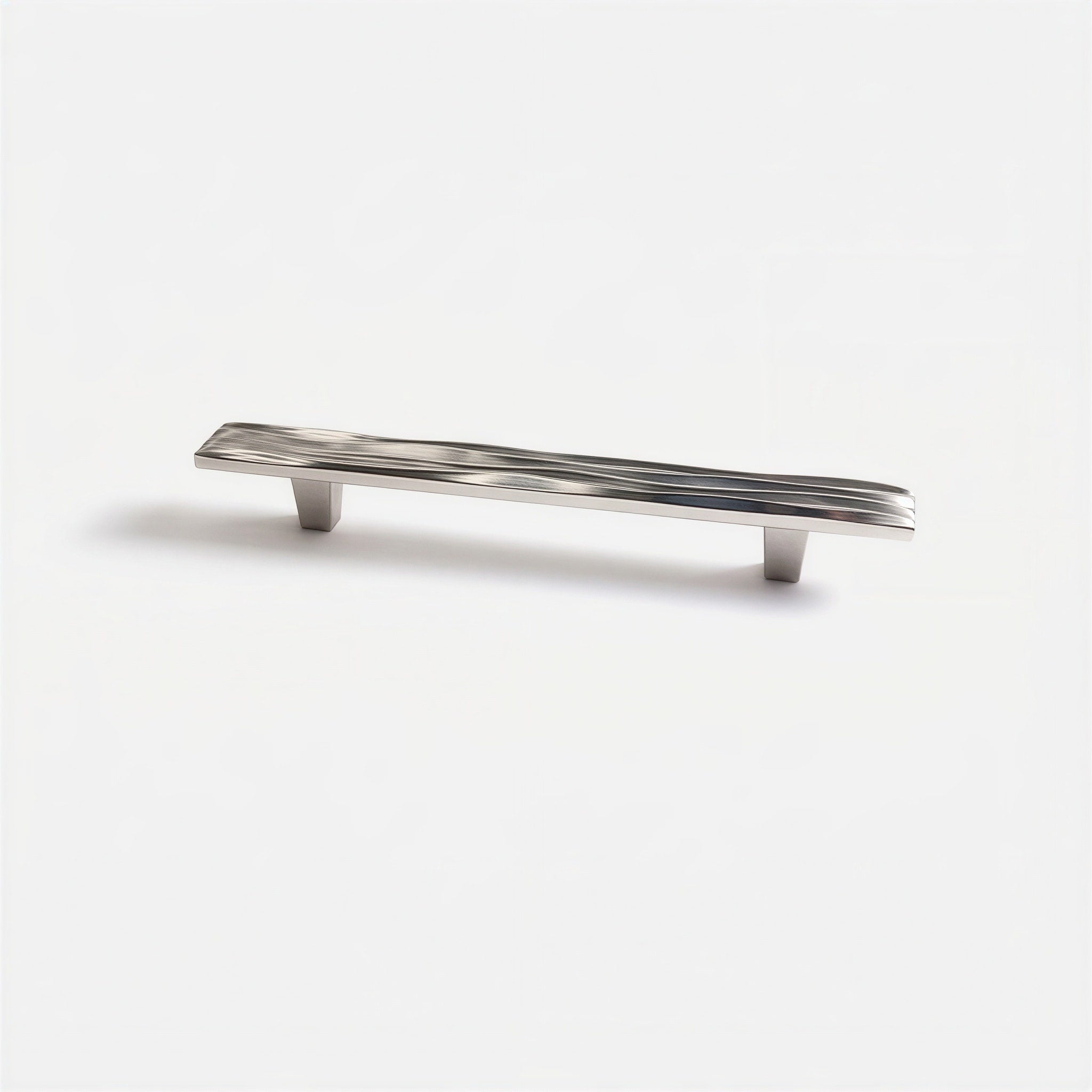 Wave Cabinet Pull