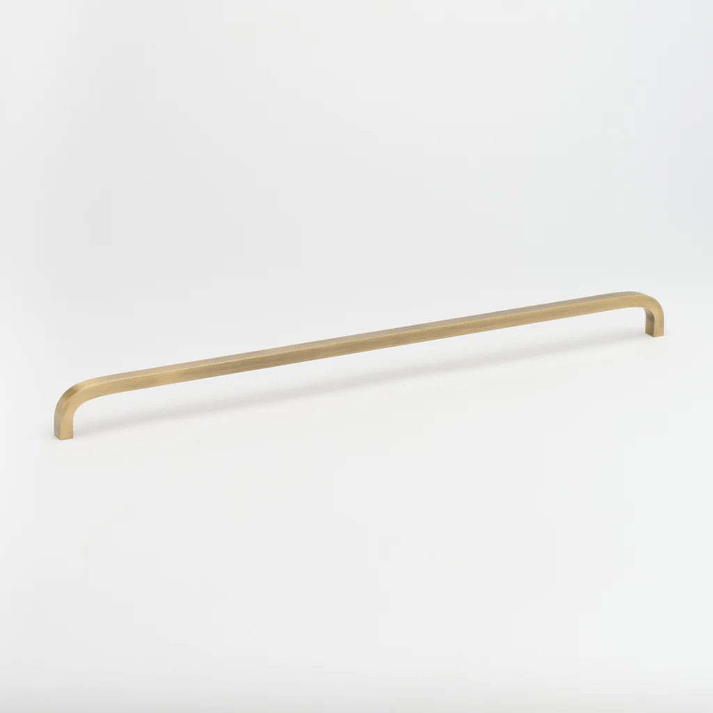 Curve Cabinet Pull