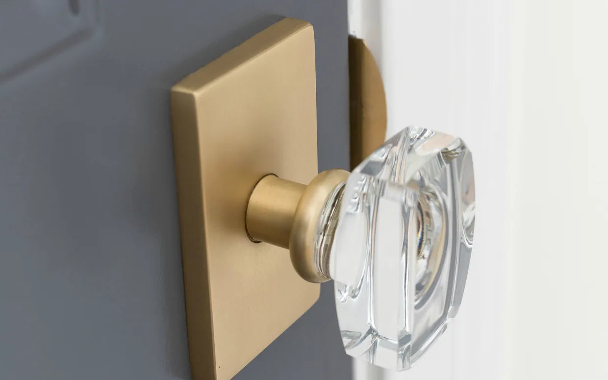 Windsor Crystal Door Knob on Modern Rectangular Rosette