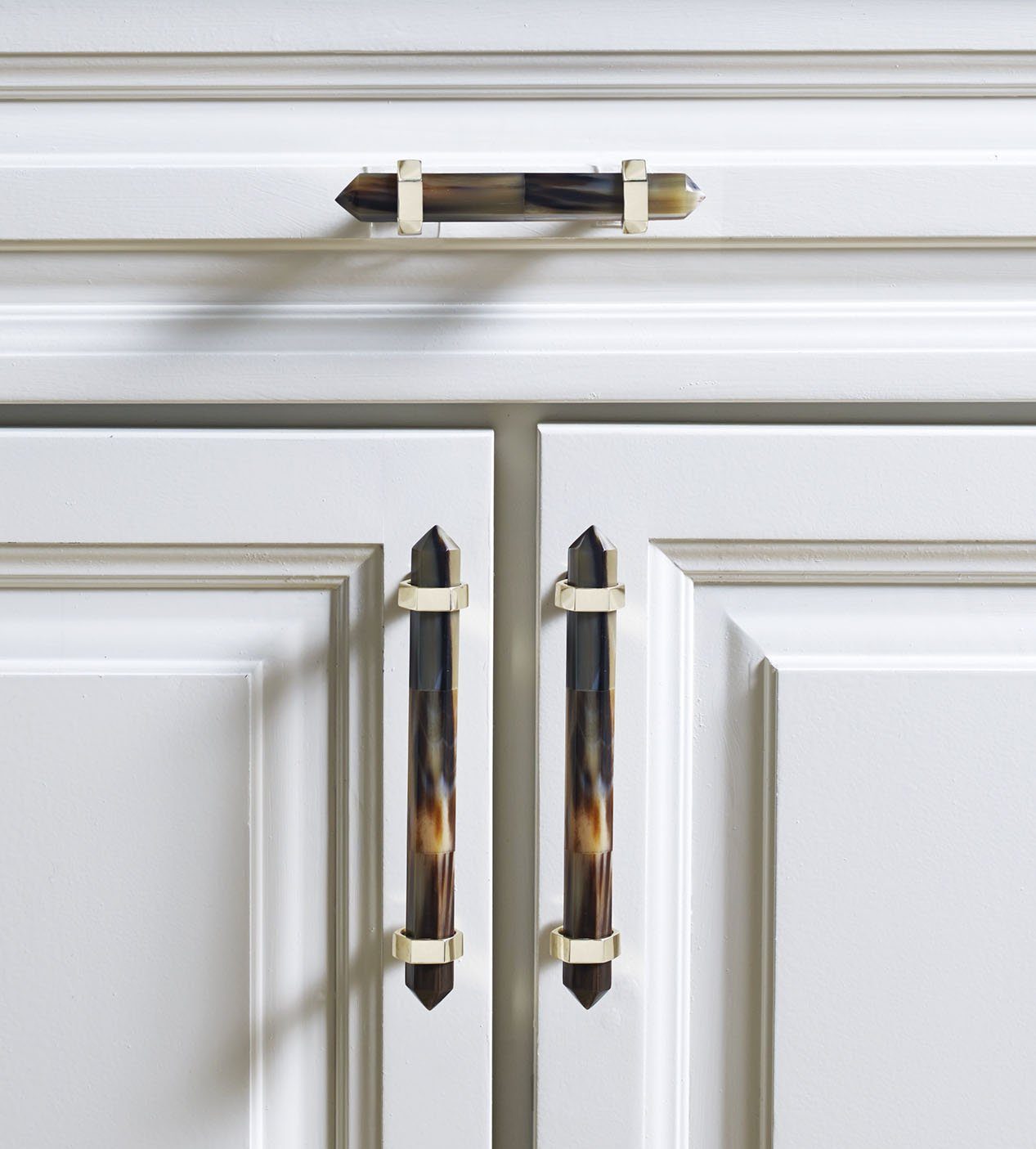Freya Dark Horn Cabinet Pull