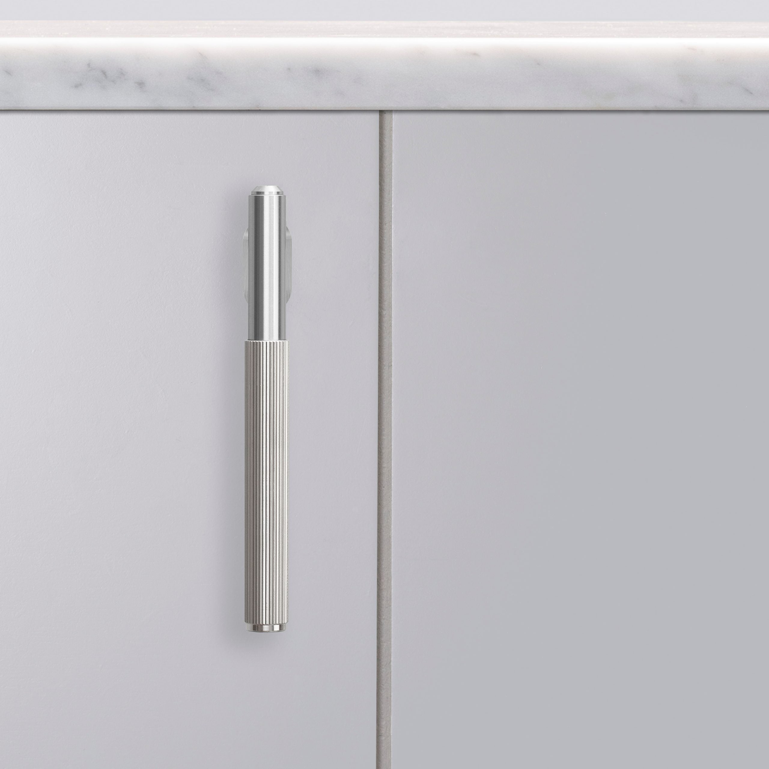 Linear L-Bar Cabinet Pull