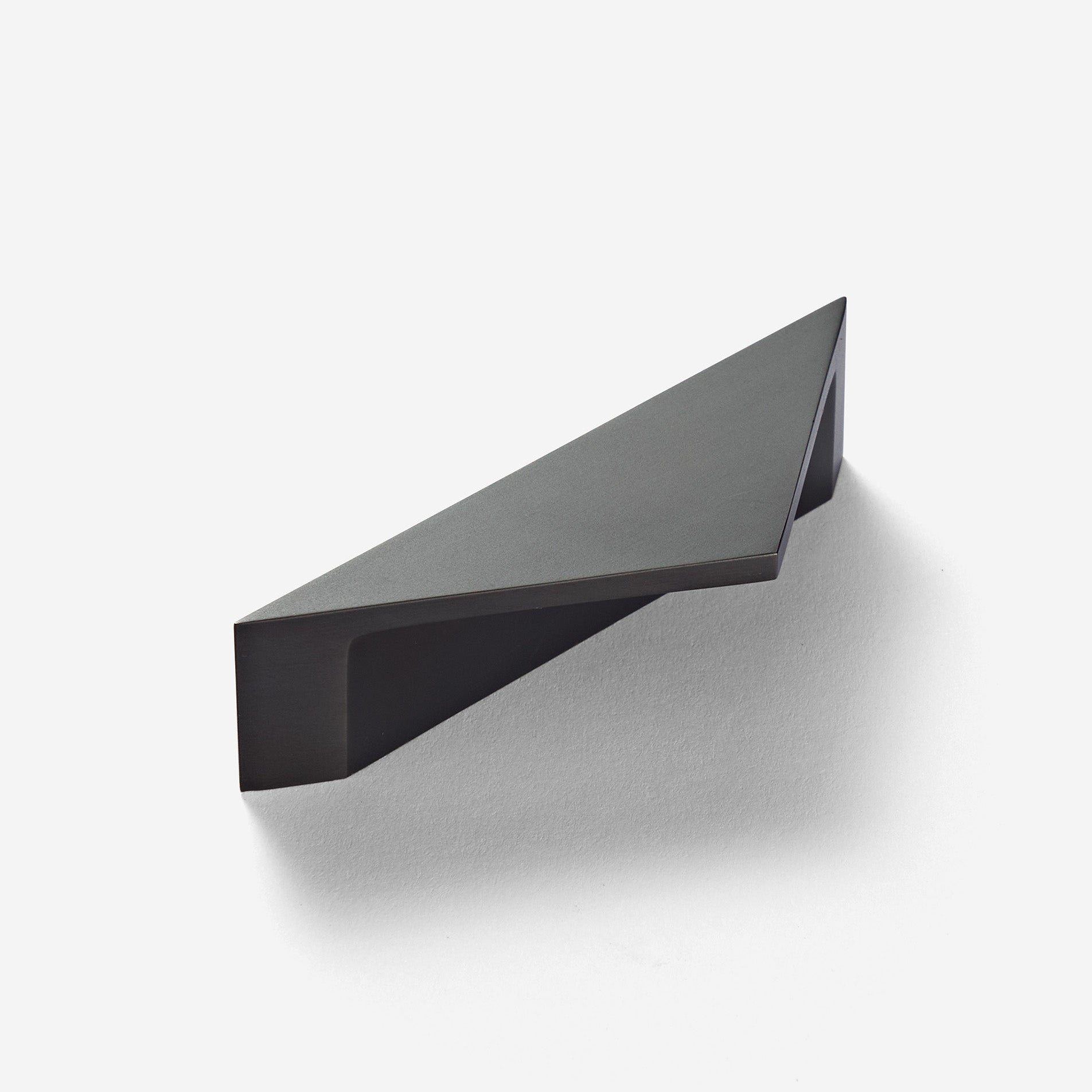 Dusk Triangular Cabinet Pull