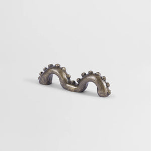 Forme Sculptural Cabinet Pull