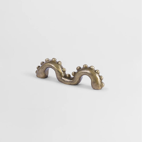 Forme Sculptural Cabinet Pull
