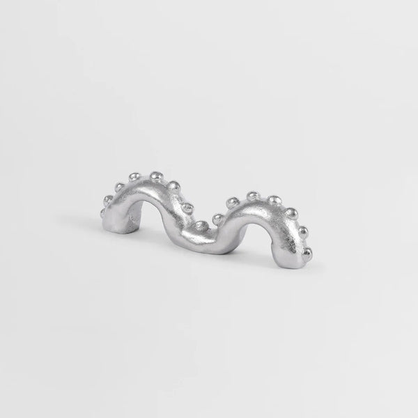 Forme Sculptural Cabinet Pull