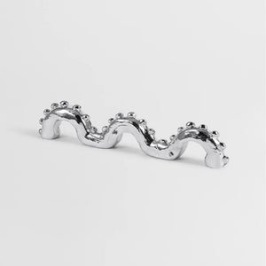 Forme Sculptural Cabinet Pull