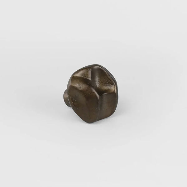 Forme 04 Cabinet Knob