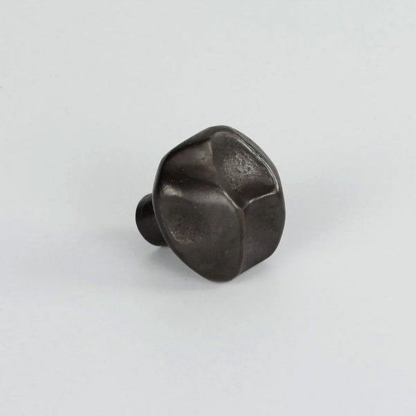 Forme 04 Cabinet Knob
