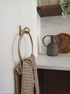 Forme 13 Circular Towel Ring