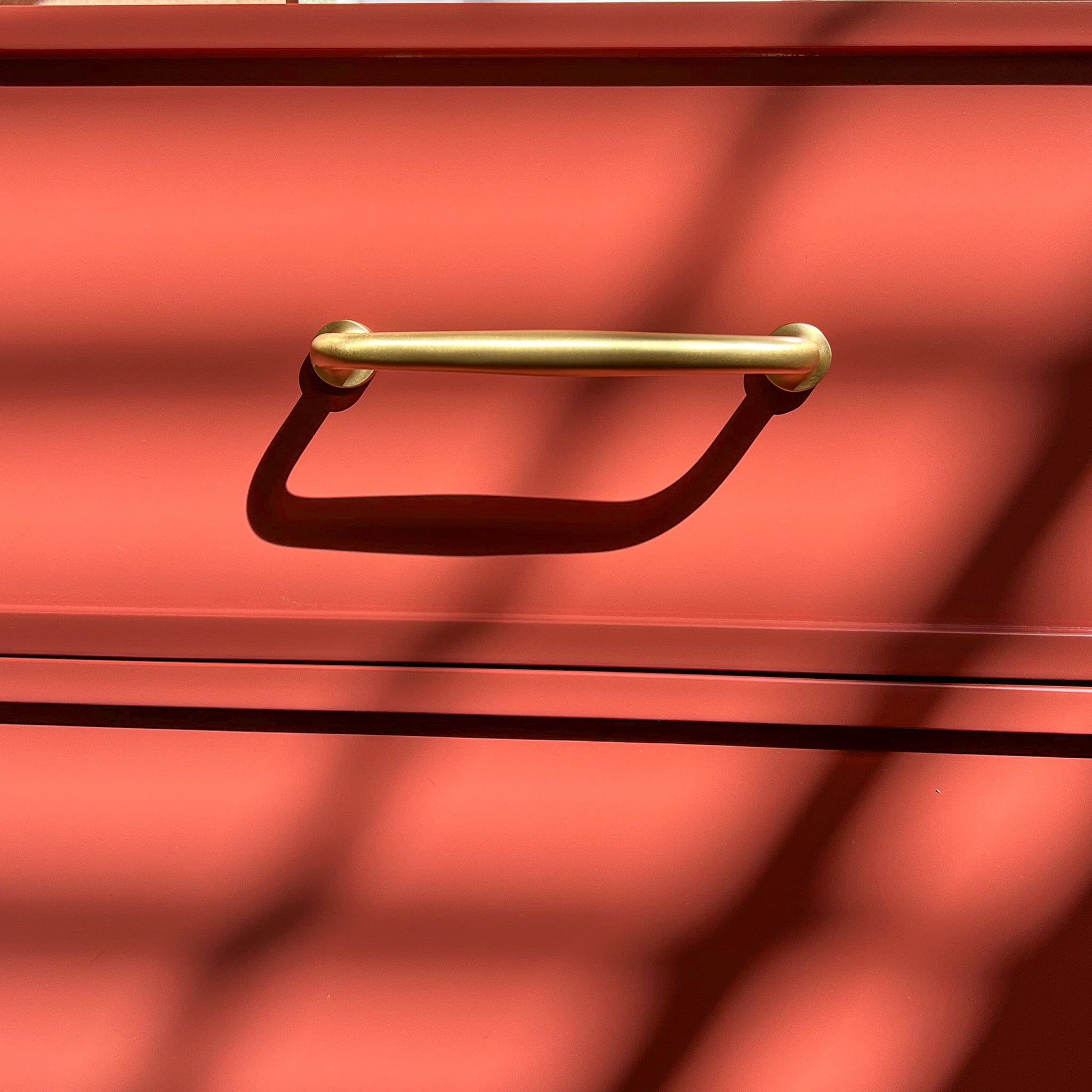 Grayson Traditional D Cabinet Pull